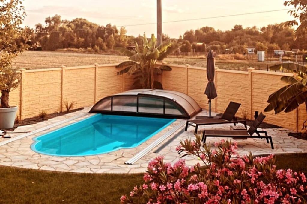 Pool, Sauna Und Blick Ins Gruene Wittenberg Exterior foto