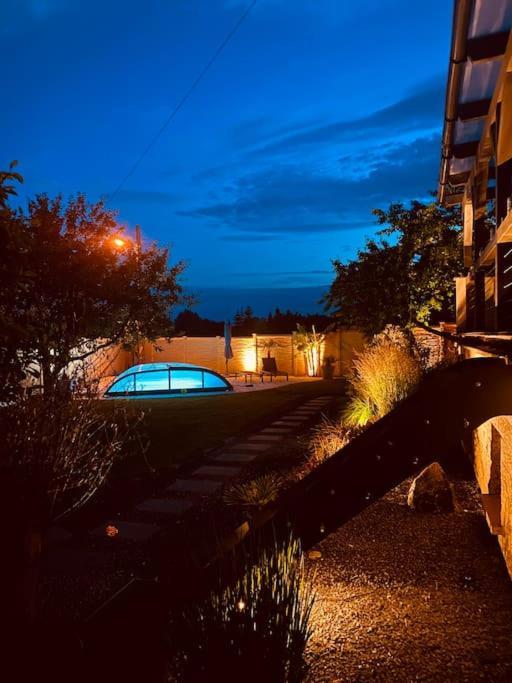 Pool, Sauna Und Blick Ins Gruene Wittenberg Exterior foto